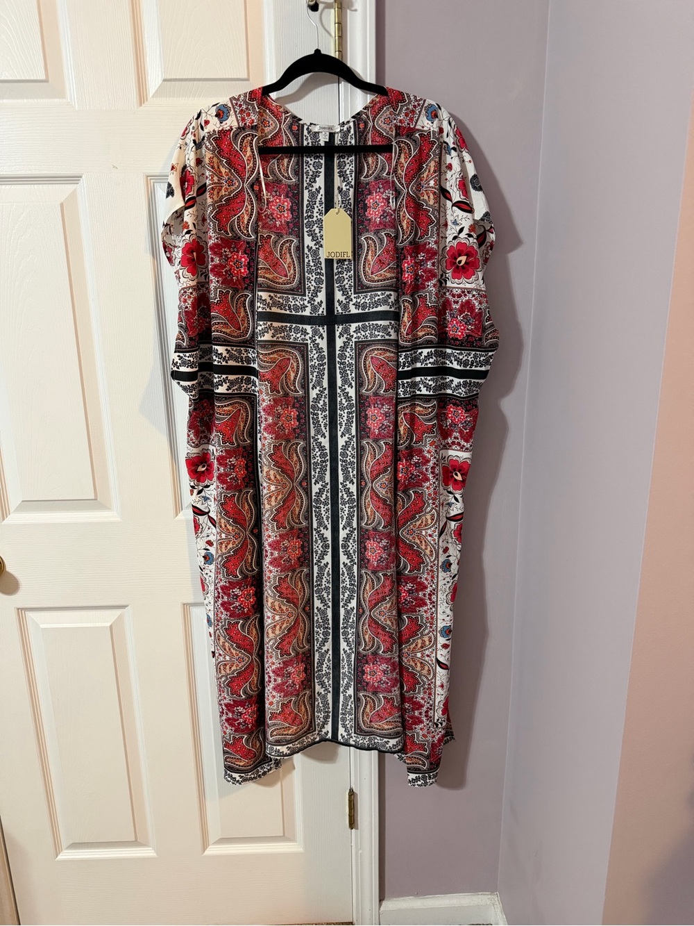 JODIFL Black & White Paisley Panel Kimono with Pink Accents